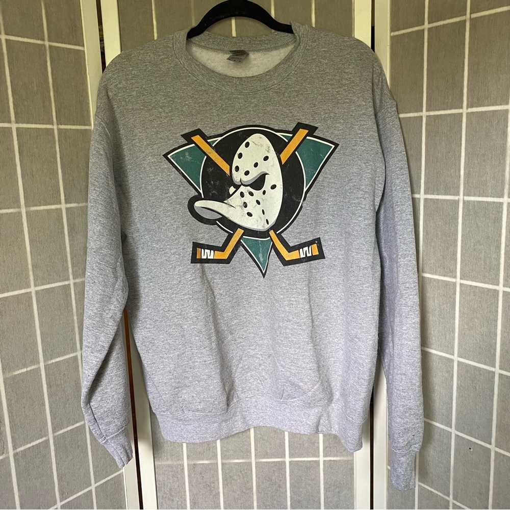Ducks crewneck